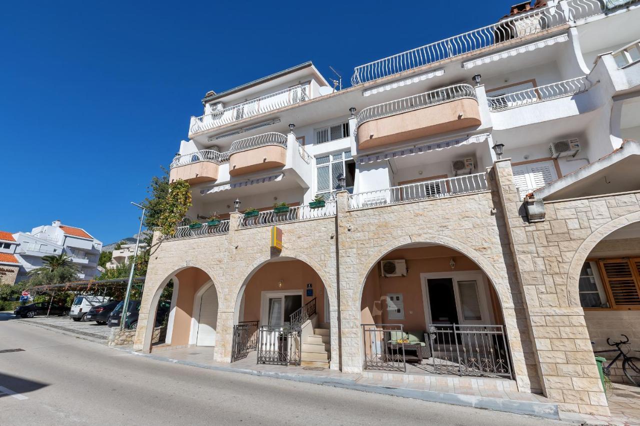 Apartments Zorica Tučepi Eksteriør billede