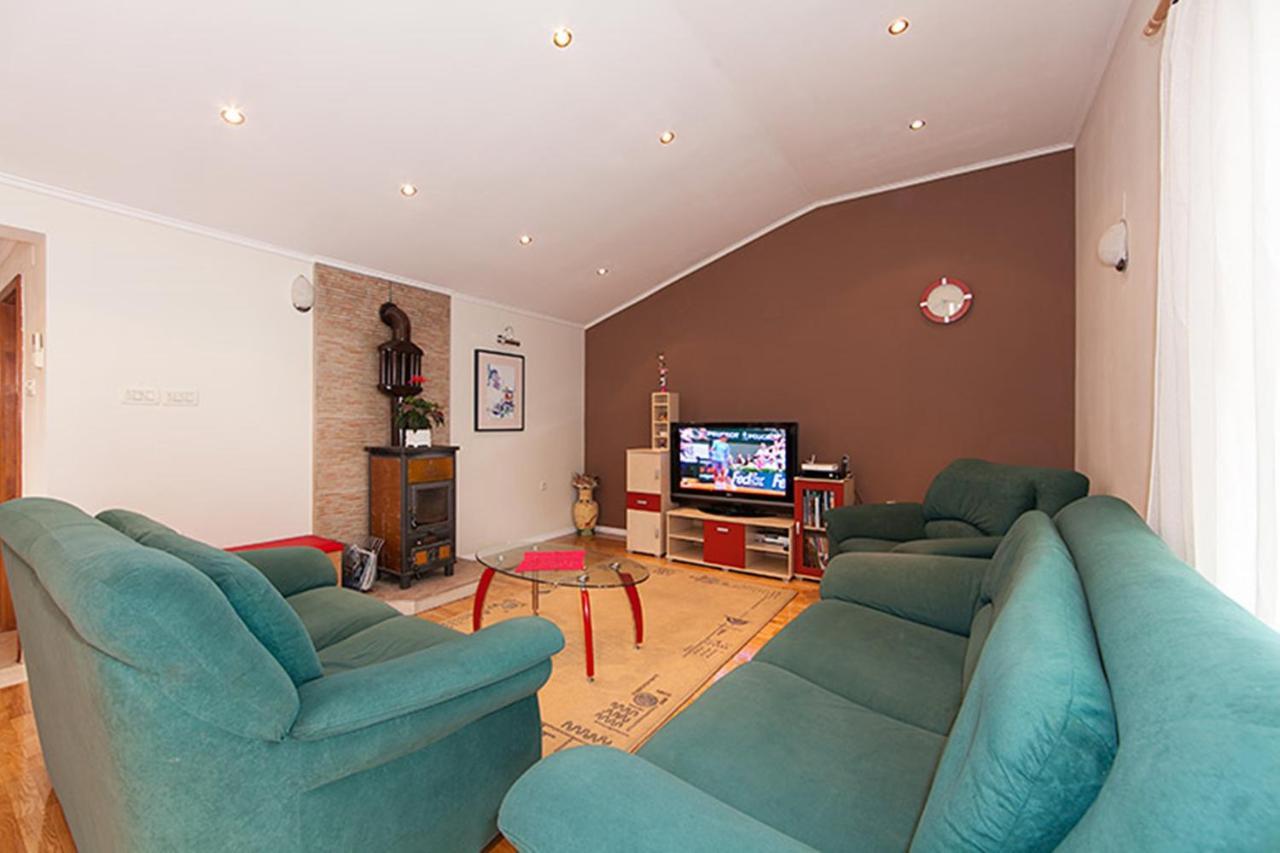 Apartments Zorica Tučepi Eksteriør billede