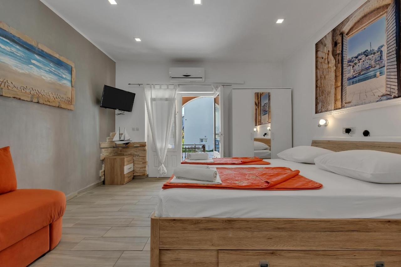 Apartments Zorica Tučepi Eksteriør billede