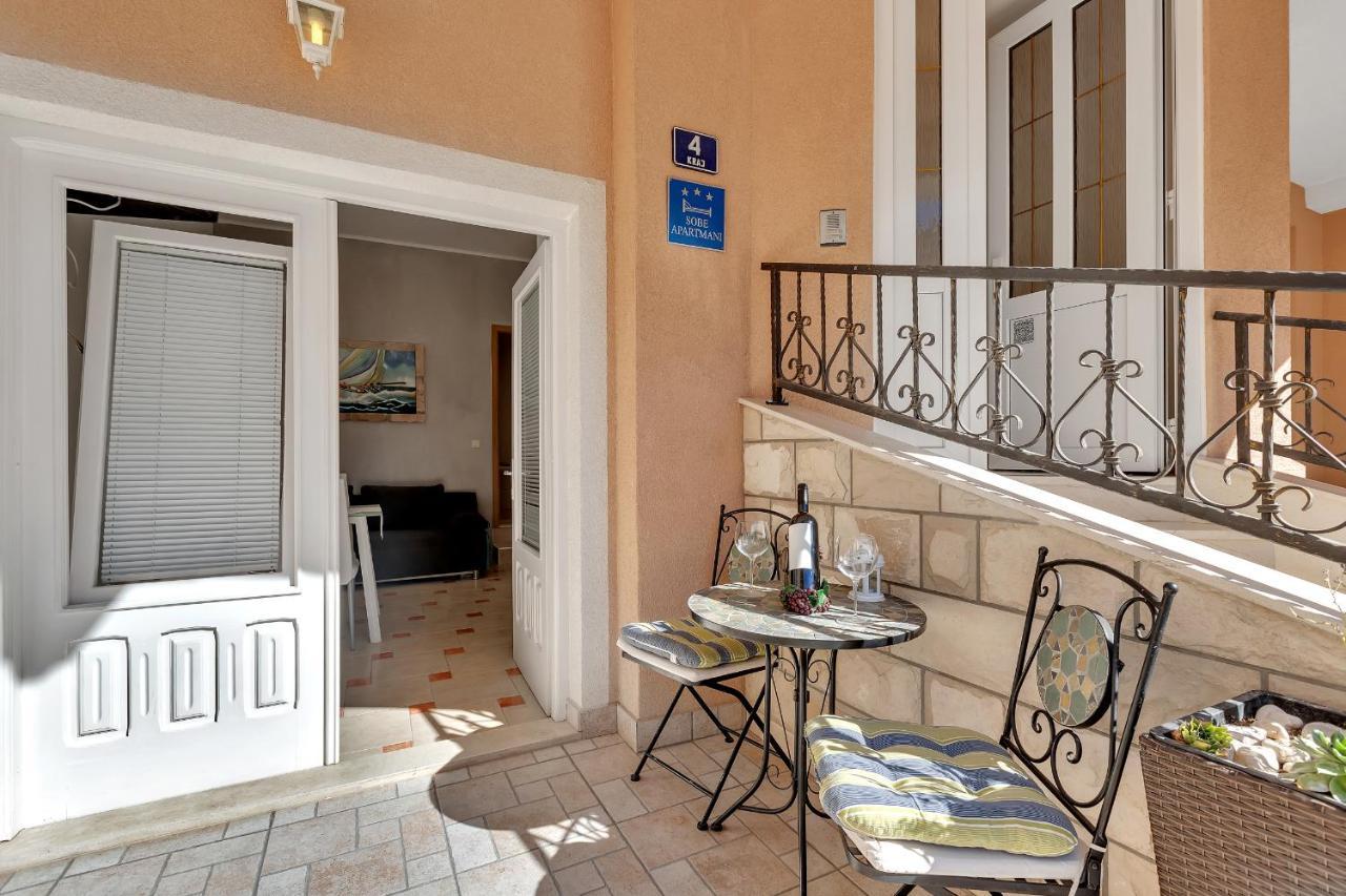 Apartments Zorica Tučepi Eksteriør billede