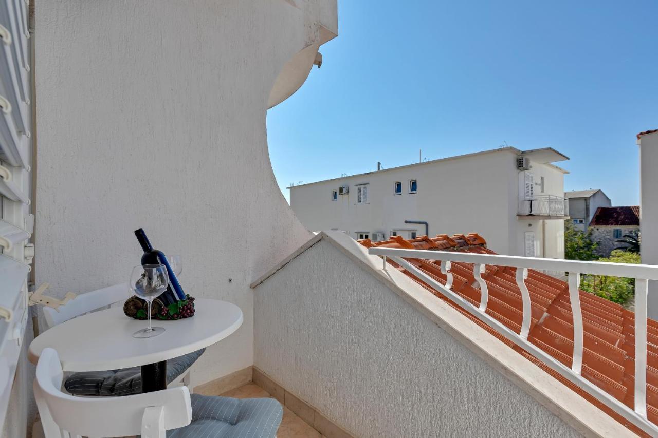 Apartments Zorica Tučepi Eksteriør billede