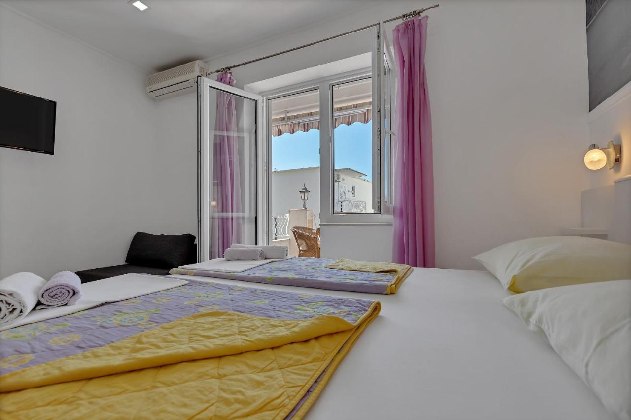 Apartments Zorica Tučepi Eksteriør billede