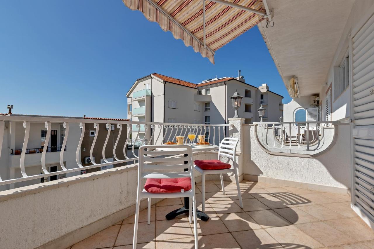 Apartments Zorica Tučepi Eksteriør billede