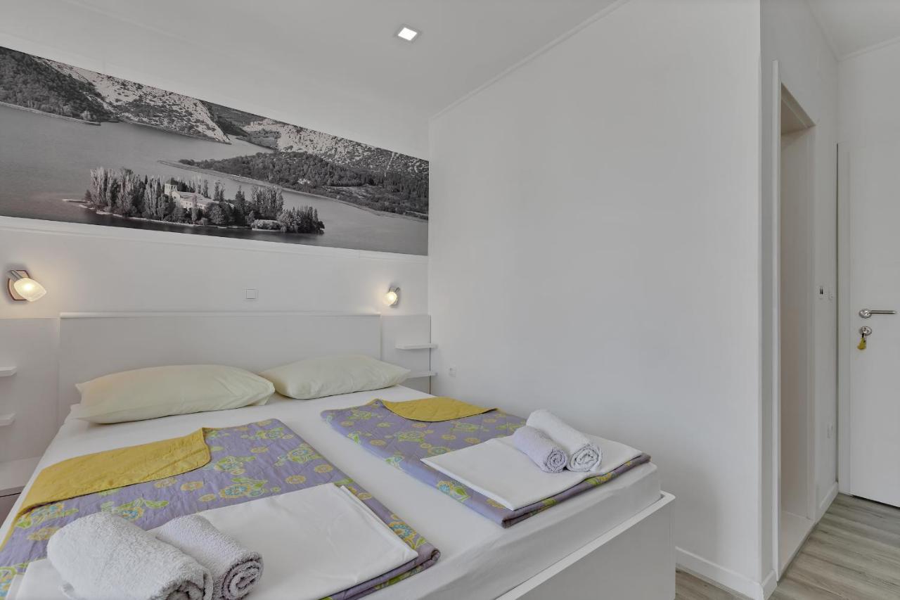 Apartments Zorica Tučepi Eksteriør billede