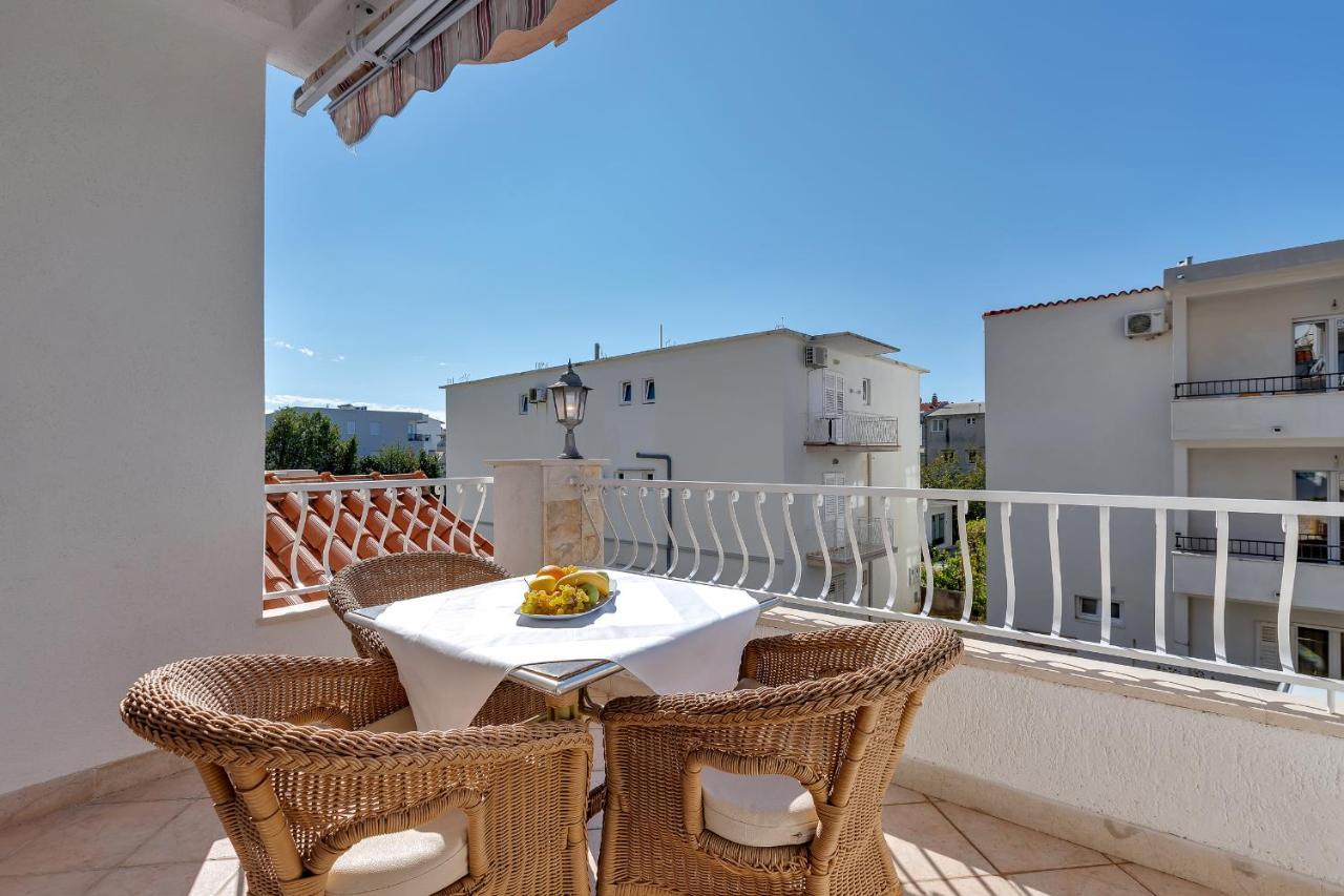 Apartments Zorica Tučepi Eksteriør billede