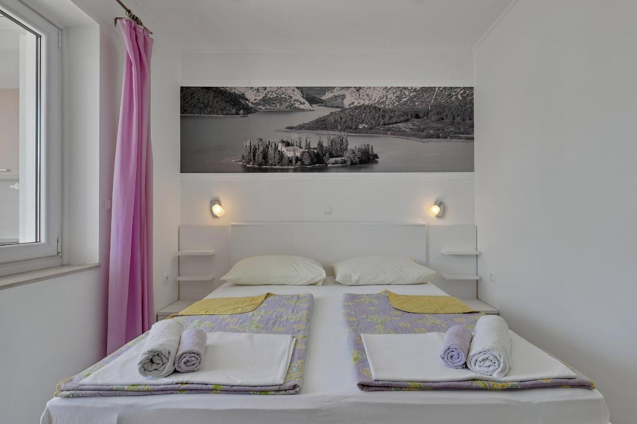 Apartments Zorica Tučepi Eksteriør billede